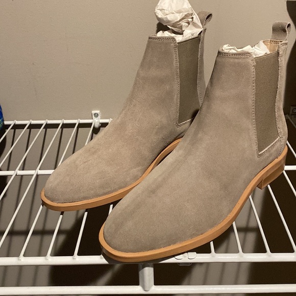 Chelsea booties - Picture 2 of 3